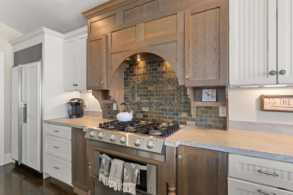 Seabrook, New Hampshire, 03874, United States, 4 Bedrooms Bedrooms, ,4 BathroomsBathrooms,Residential,Forsale,1933931