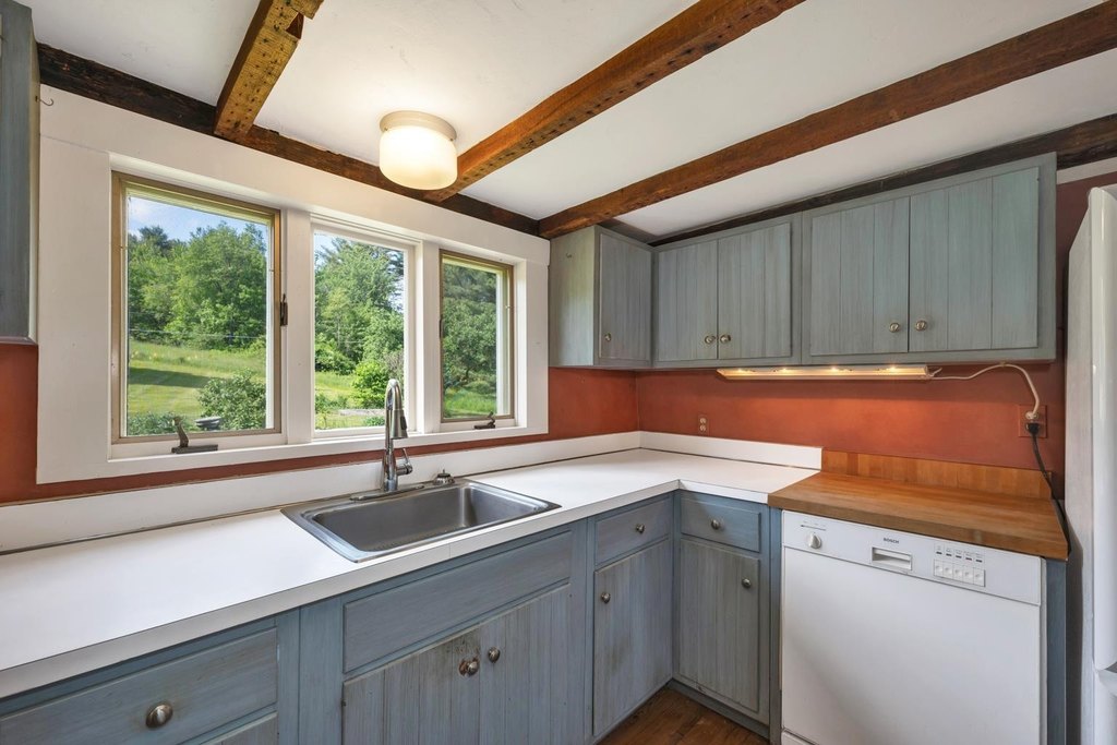 Francestown, New Hampshire, 03043, United States, 3 Bedrooms Bedrooms, ,2 BathroomsBathrooms,Residential,Forsale,1933994