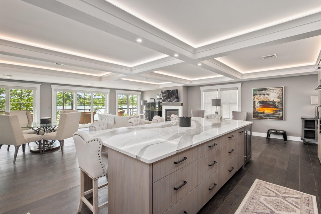 Laconia, New Hampshire, 03246, United States, 4 Bedrooms Bedrooms, ,2.5 BathroomsBathrooms,Residential,Forsale,1952803