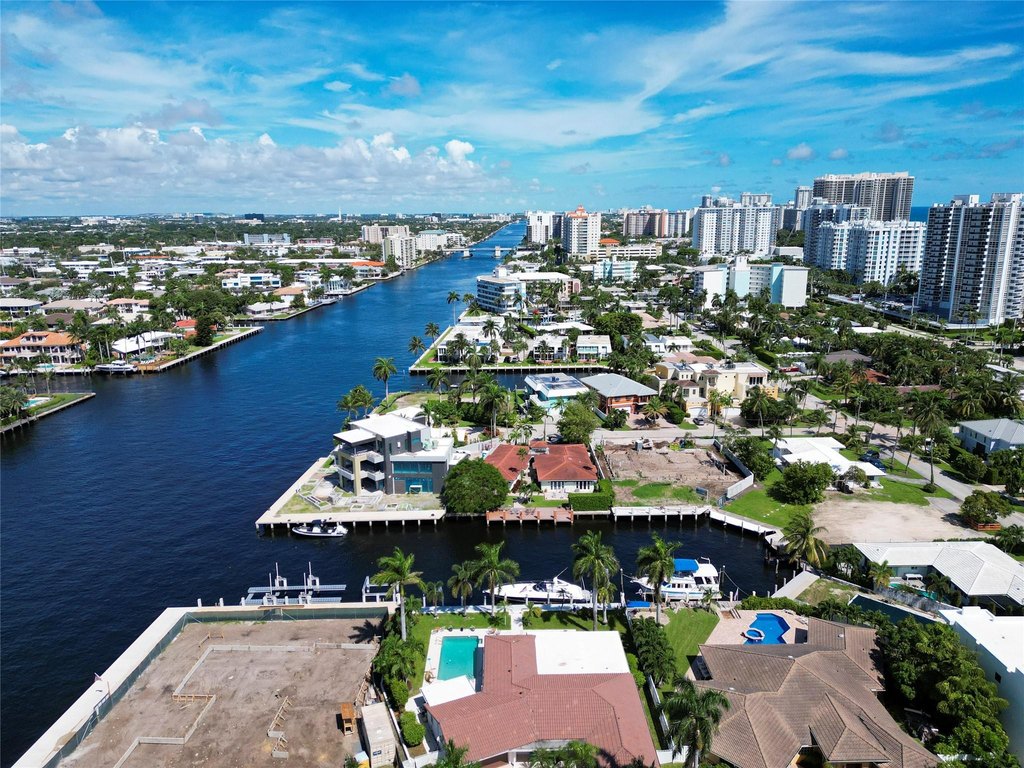 Fort Lauderdale, Florida, 33305, United States, 6 Bedrooms Bedrooms, ,7.5 BathroomsBathrooms,Residential,Forsale,1968299