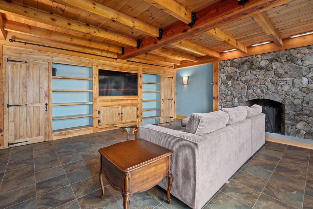 Bridgewater, New Hampshire, 03222, United States, 2 Bedrooms Bedrooms, ,2 BathroomsBathrooms,Residential,Forsale,1968475