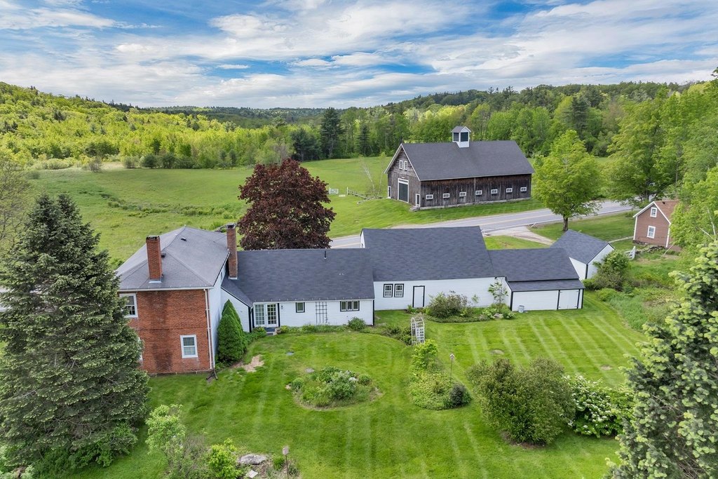 Francestown, New Hampshire, 03043, United States, 3 Bedrooms Bedrooms, ,2 BathroomsBathrooms,Residential,Forsale,1933994