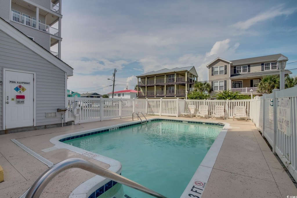 North Myrtle Beach, South Carolina, 29582, United States, 6 Bedrooms Bedrooms, ,4 BathroomsBathrooms,Residential,Forsale,1884285