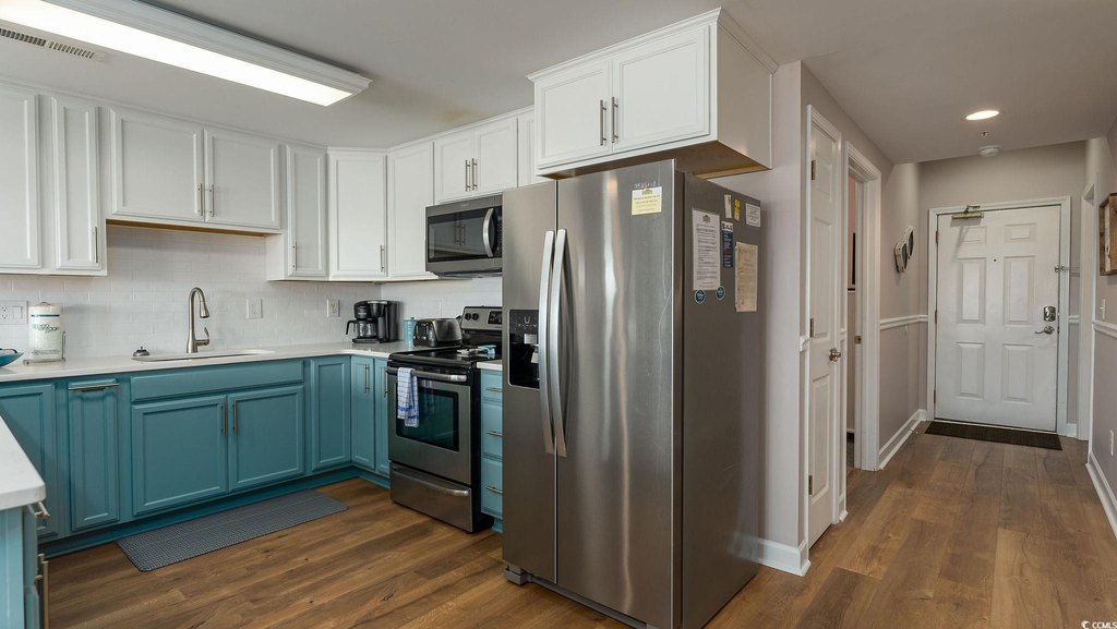 North Myrtle Beach, South Carolina, 29582, United States, 6 Bedrooms Bedrooms, ,4 BathroomsBathrooms,Residential,Forsale,1884285