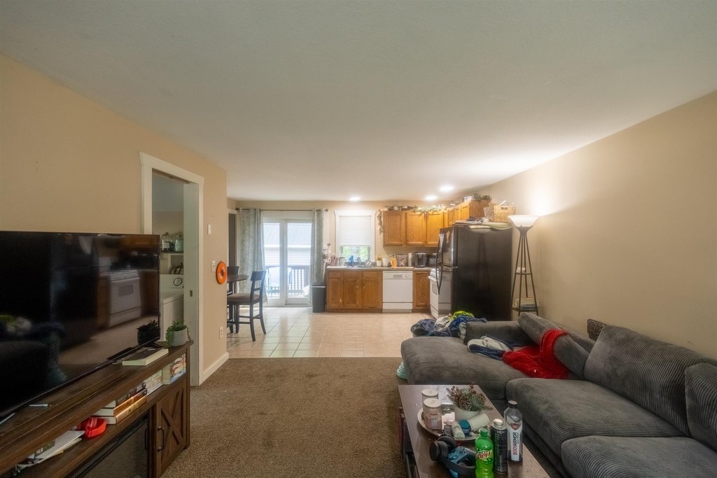 Tamworth, New Hampshire, 03886, United States, 13 Bedrooms Bedrooms, ,12 BathroomsBathrooms,Residential,Forsale,1968468