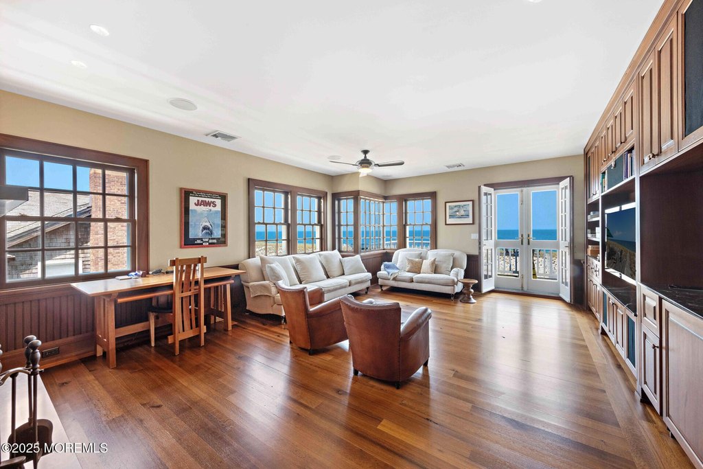 Bay Head, New Jersey, 08742, United States, 9 Bedrooms Bedrooms, ,6.5 BathroomsBathrooms,Residential,Forsale,1884505