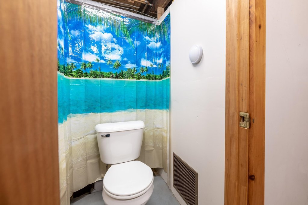 Laconia, New Hampshire, 03246, United States, 3 Bedrooms Bedrooms, ,2.5 BathroomsBathrooms,Residential,Forsale,1968469