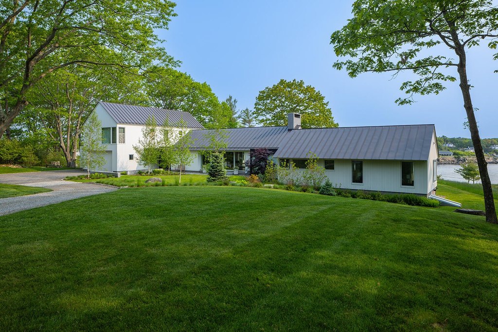 York, Maine, 03909, United States, 4 Bedrooms Bedrooms, ,3 BathroomsBathrooms,Residential,Forsale,1933927