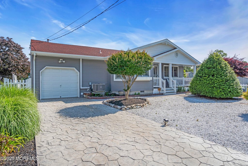 Lanoka Harbor, New Jersey, 08734, United States, 2 Bedrooms Bedrooms, ,2.5 BathroomsBathrooms,Residential,Forsale,1884495