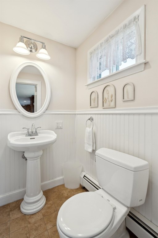 Lyme, New Hampshire, 03768, United States, 4 Bedrooms Bedrooms, ,3.5 BathroomsBathrooms,Residential,Forsale,1999511