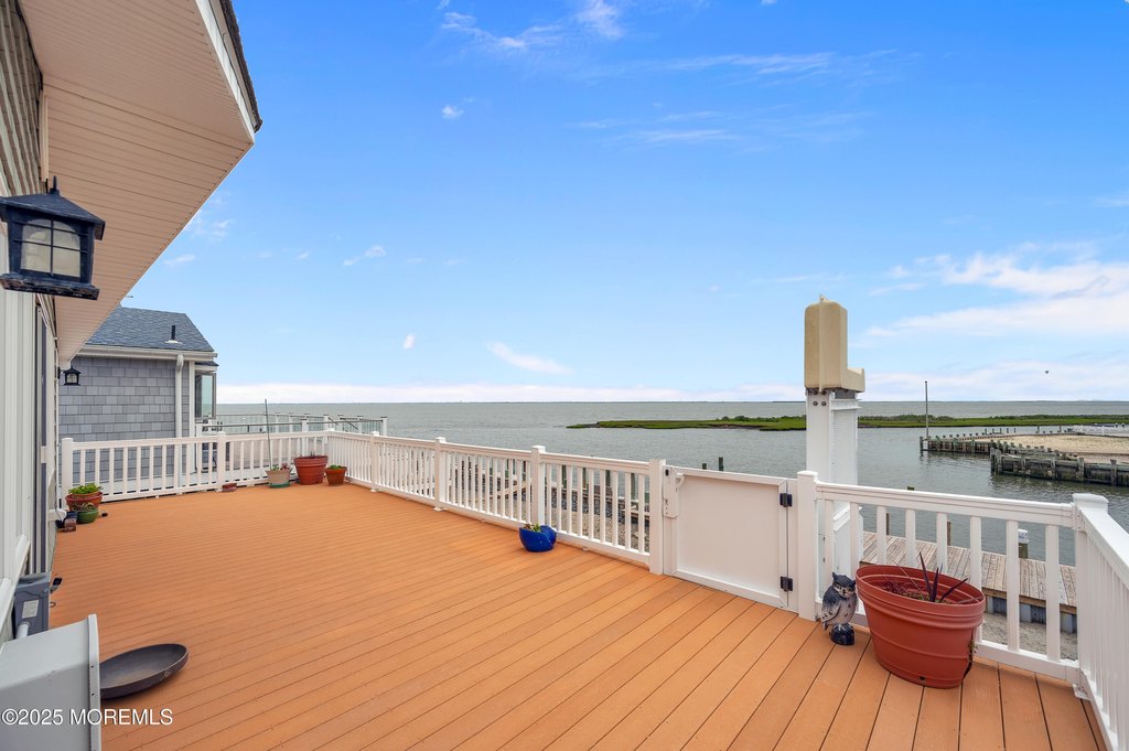 Tuckerton, New Jersey, 08087, United States, 3 Bedrooms Bedrooms, ,2 BathroomsBathrooms,Residential,Forsale,1884513