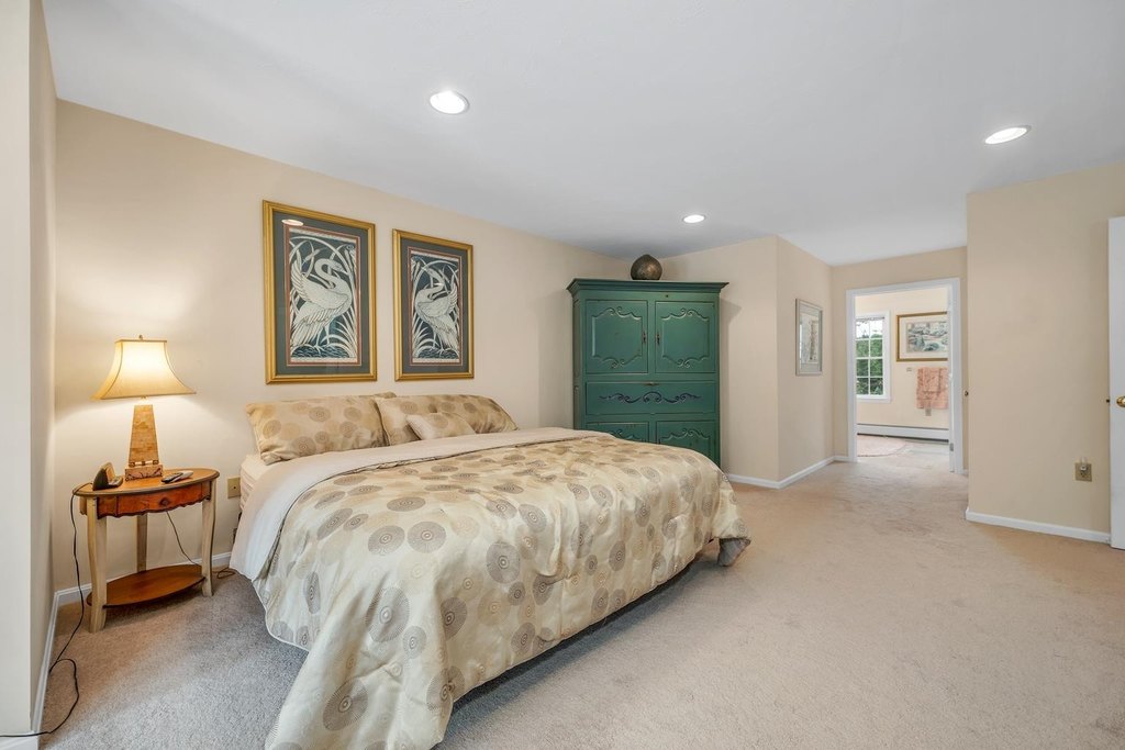 Gilford, New Hampshire, 03249, United States, 4 Bedrooms Bedrooms, ,3.5 BathroomsBathrooms,Residential,Forsale,1893887