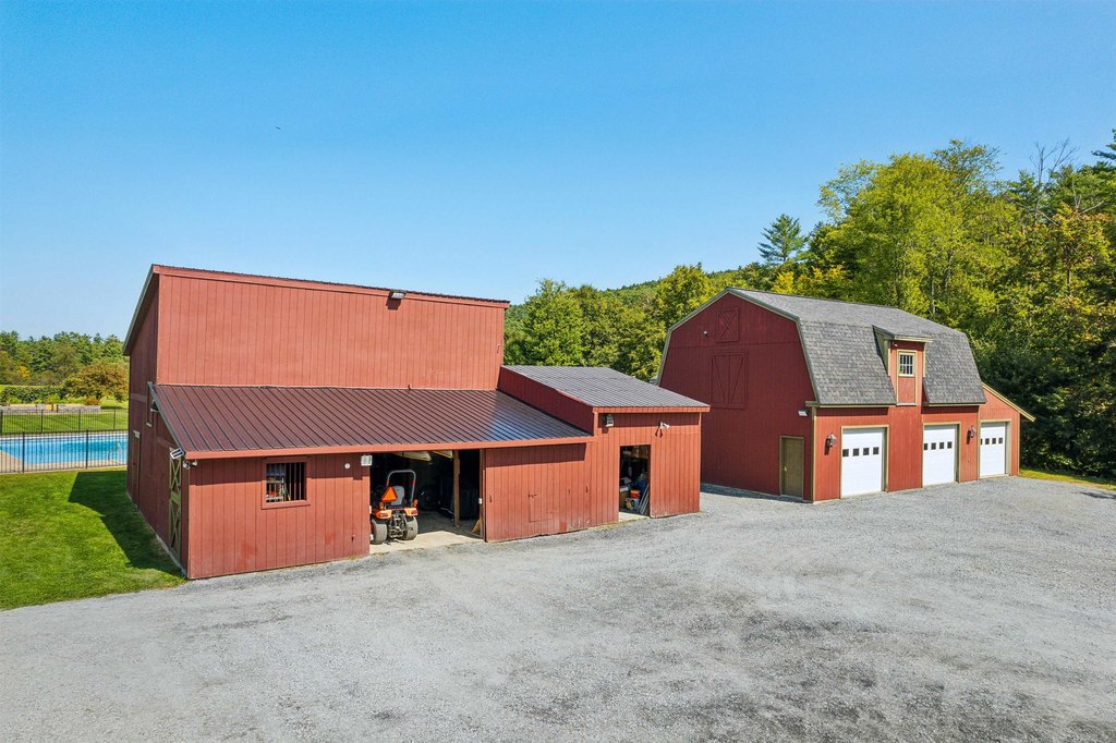 Lyme, New Hampshire, 03768, United States, 4 Bedrooms Bedrooms, ,3.5 BathroomsBathrooms,Residential,Forsale,1999511