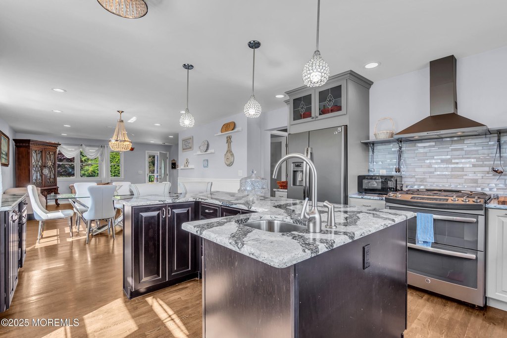 Lanoka Harbor, New Jersey, 08734, United States, 2 Bedrooms Bedrooms, ,2.5 BathroomsBathrooms,Residential,Forsale,1884495