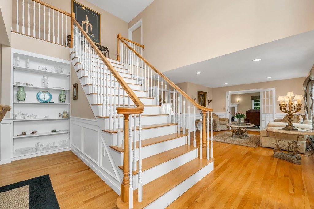 Gilford, New Hampshire, 03249, United States, 4 Bedrooms Bedrooms, ,3.5 BathroomsBathrooms,Residential,Forsale,1893887