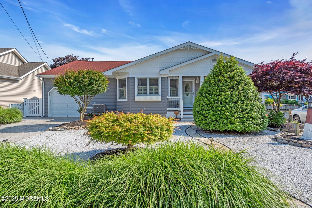 Lanoka Harbor, New Jersey, 08734, United States, 2 Bedrooms Bedrooms, ,2.5 BathroomsBathrooms,Residential,Forsale,1884495