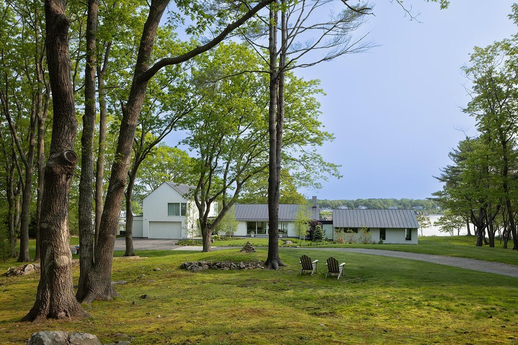 York, Maine, 03909, United States, 4 Bedrooms Bedrooms, ,3 BathroomsBathrooms,Residential,Forsale,1933927