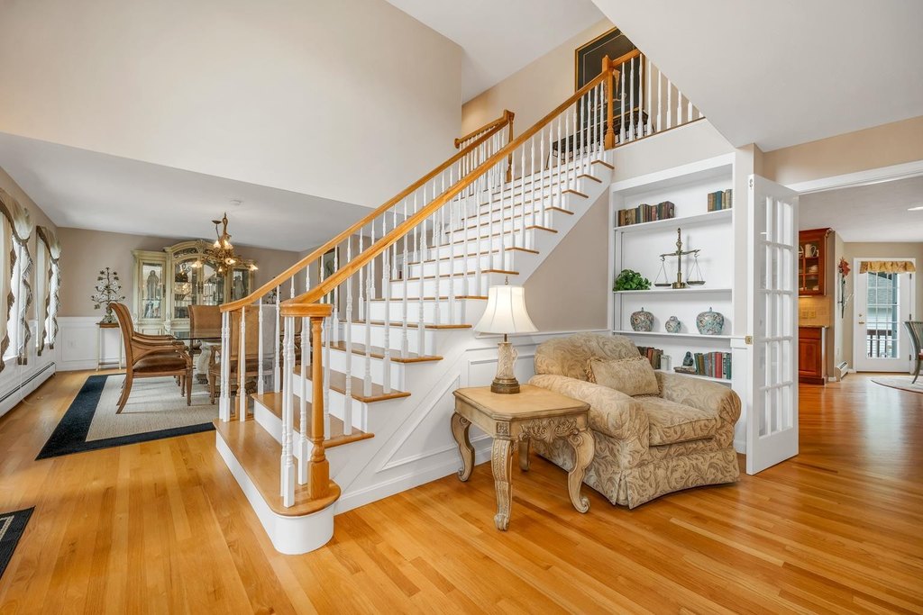 Gilford, New Hampshire, 03249, United States, 4 Bedrooms Bedrooms, ,3.5 BathroomsBathrooms,Residential,Forsale,1893887