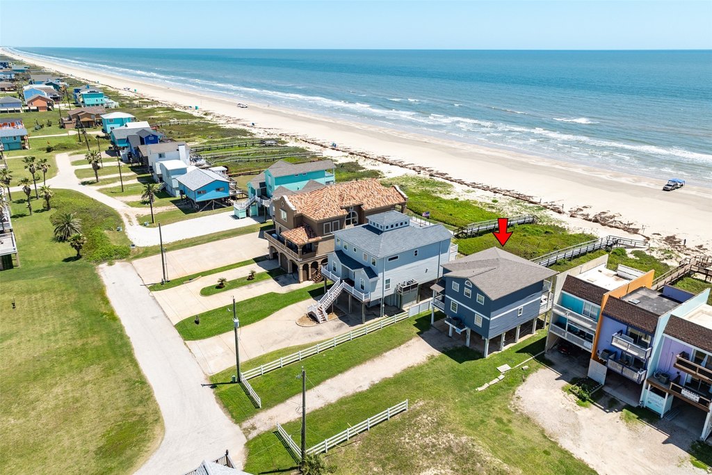Surfside Beach, Texas, 77541, United States, 5 Bedrooms Bedrooms, ,3.5 BathroomsBathrooms,Residential,Forsale,1889082