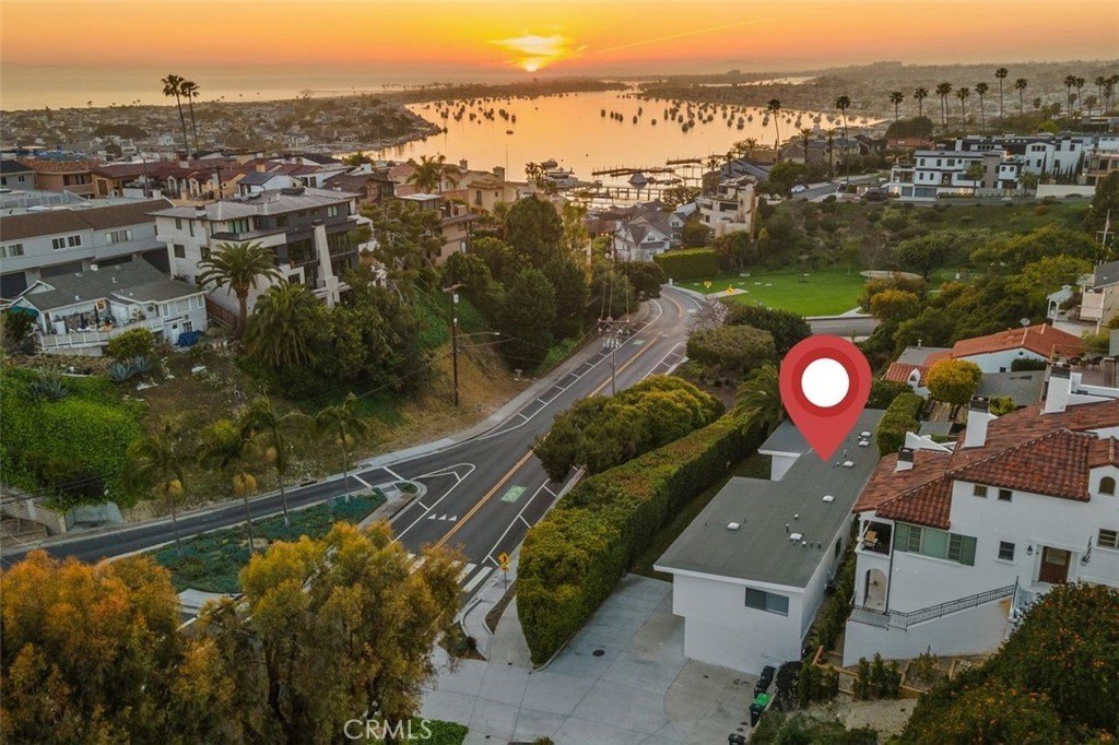 Corona del Mar, California, 92625, United States, 5 Bedrooms Bedrooms, ,5 BathroomsBathrooms,Residential,Forsale,1884157