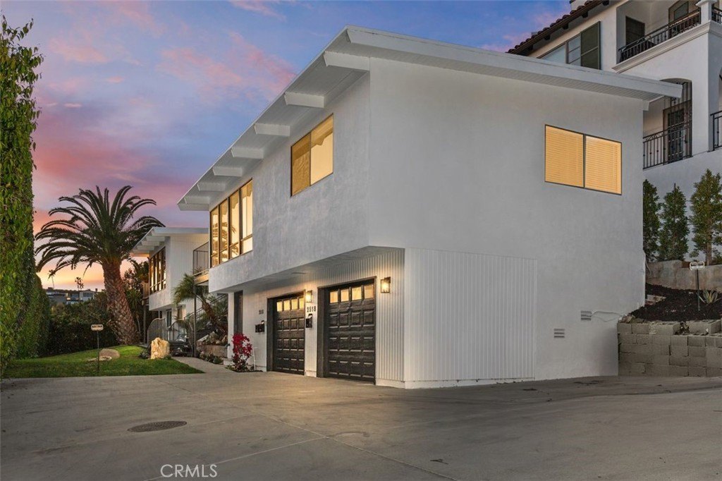 Corona del Mar, California, 92625, United States, 5 Bedrooms Bedrooms, ,5 BathroomsBathrooms,Residential,Forsale,1884157