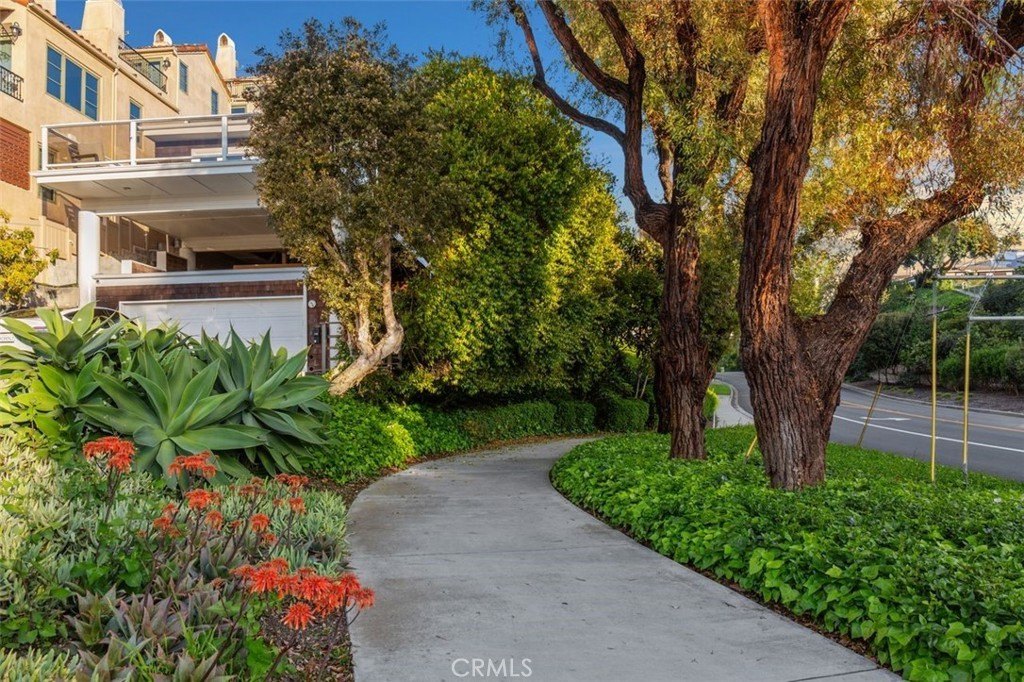 Corona del Mar, California, 92625, United States, 5 Bedrooms Bedrooms, ,5 BathroomsBathrooms,Residential,Forsale,1884157