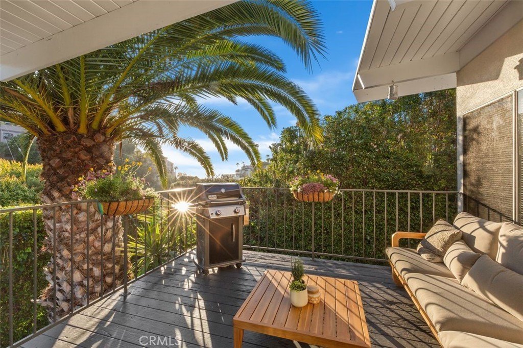 Corona del Mar, California, 92625, United States, 5 Bedrooms Bedrooms, ,5 BathroomsBathrooms,Residential,Forsale,1884157