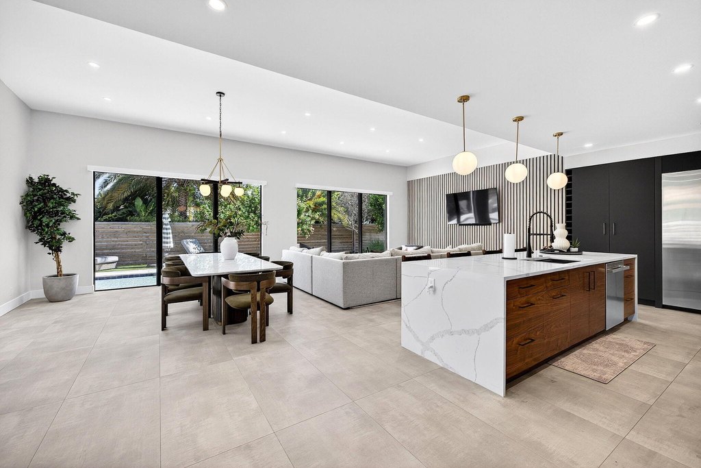 Fort Lauderdale, Florida, 33305, United States, 4 Bedrooms Bedrooms, ,4.5 BathroomsBathrooms,Residential,Forsale,1886544