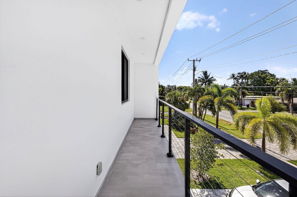 Fort Lauderdale, Florida, 33305, United States, 4 Bedrooms Bedrooms, ,4.5 BathroomsBathrooms,Residential,Forsale,1886544