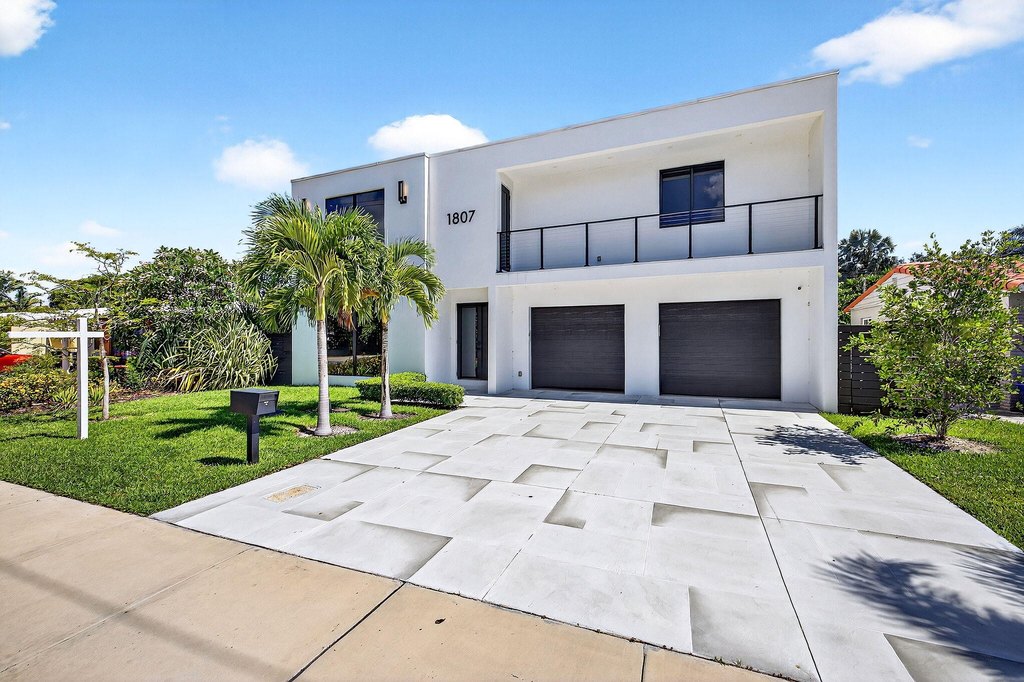 Fort Lauderdale, Florida, 33305, United States, 4 Bedrooms Bedrooms, ,4.5 BathroomsBathrooms,Residential,Forsale,1886544