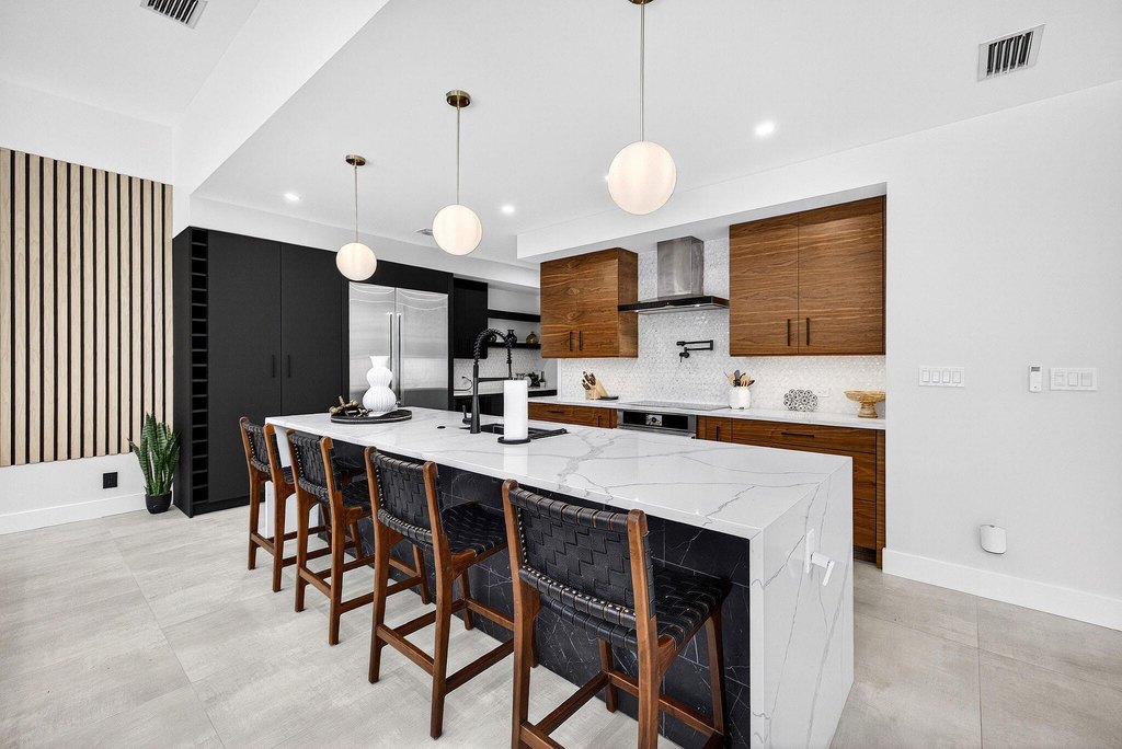 Fort Lauderdale, Florida, 33305, United States, 4 Bedrooms Bedrooms, ,4.5 BathroomsBathrooms,Residential,Forsale,1886544