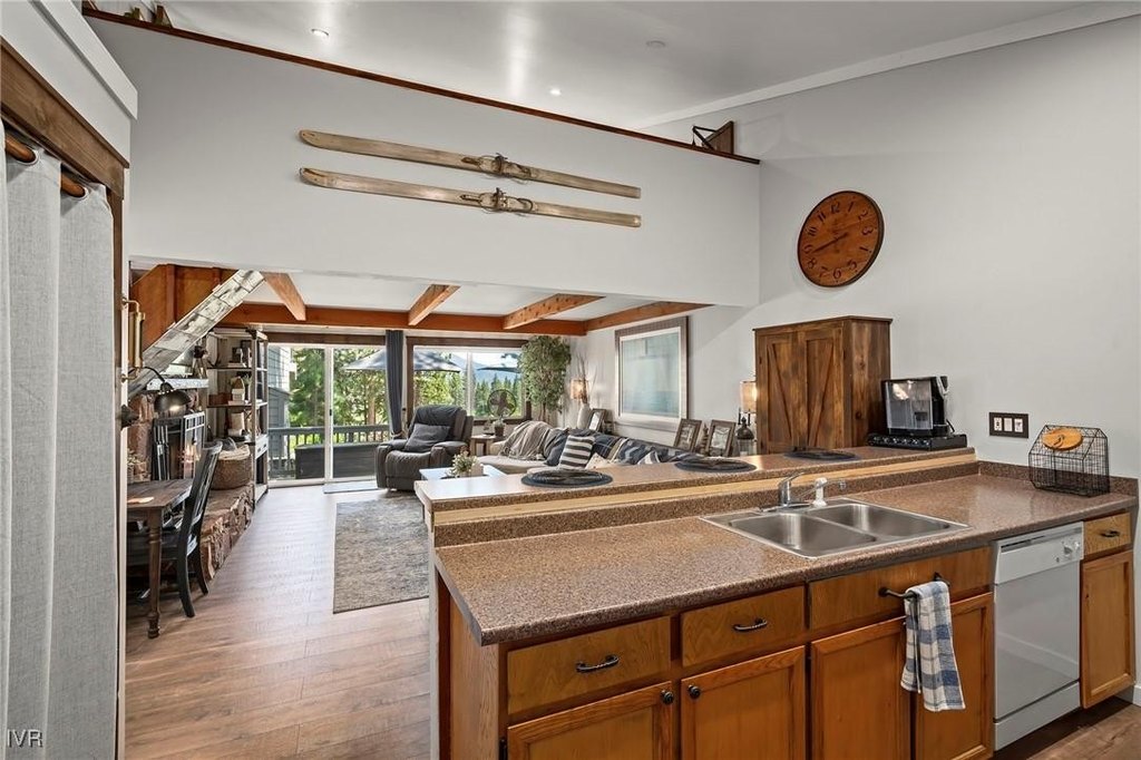 Incline Village, Nevada, 89451, United States, 1 Bedroom Bedrooms, ,1 BathroomBathrooms,Residential,Forsale,1920154