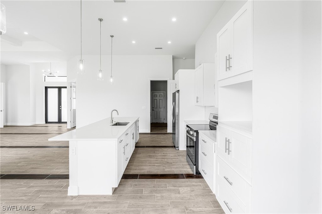 Cape Coral, Florida, 33993, United States, 3 Bedrooms Bedrooms, ,3 BathroomsBathrooms,Residential,Forsale,1995022