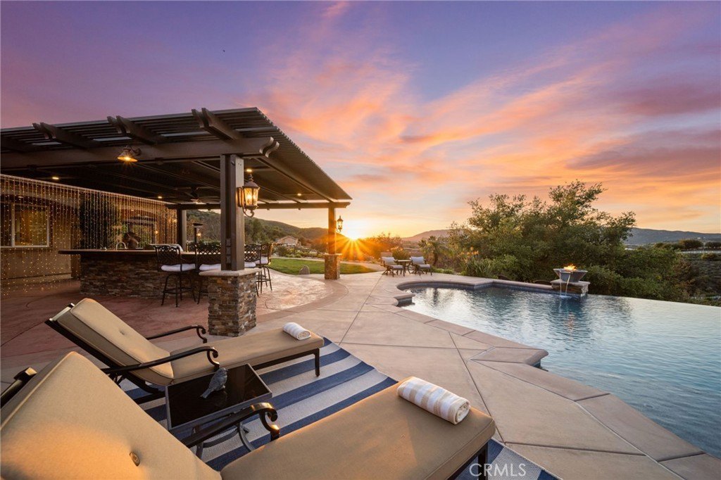 Murrieta, California, 92562, United States, 6 Bedrooms Bedrooms, ,5 BathroomsBathrooms,Residential,Forsale,1953040