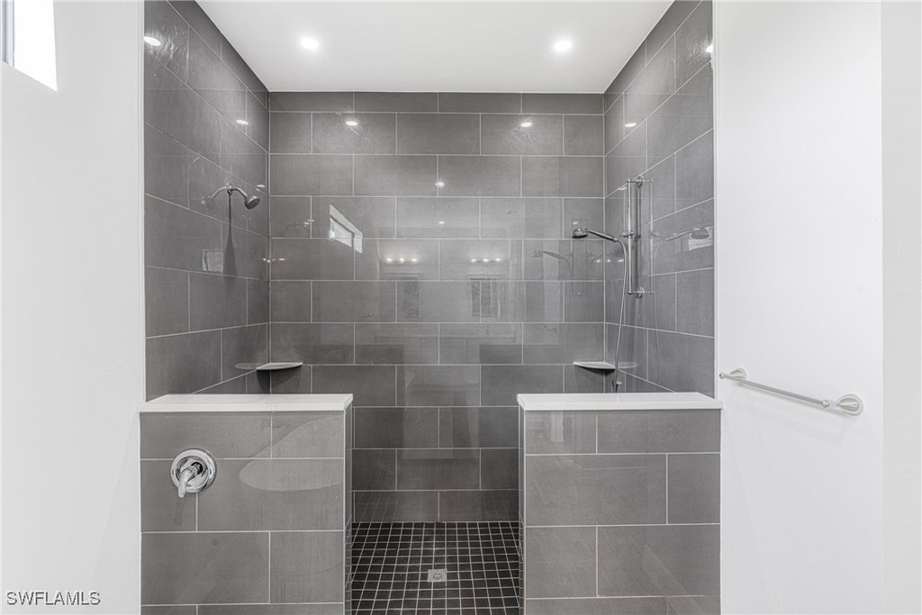 Cape Coral, Florida, 33993, United States, 3 Bedrooms Bedrooms, ,3 BathroomsBathrooms,Residential,Forsale,1995022