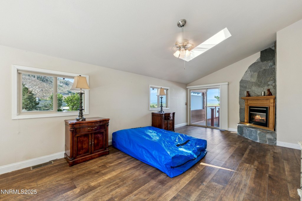 Gardnerville, Nevada, 89460, United States, 3 Bedrooms Bedrooms, ,2.5 BathroomsBathrooms,Residential,Forsale,1946016