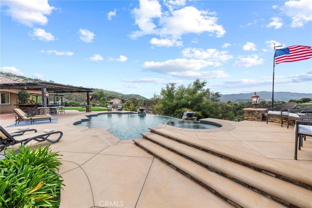 Murrieta, California, 92562, United States, 6 Bedrooms Bedrooms, ,5 BathroomsBathrooms,Residential,Forsale,1953040