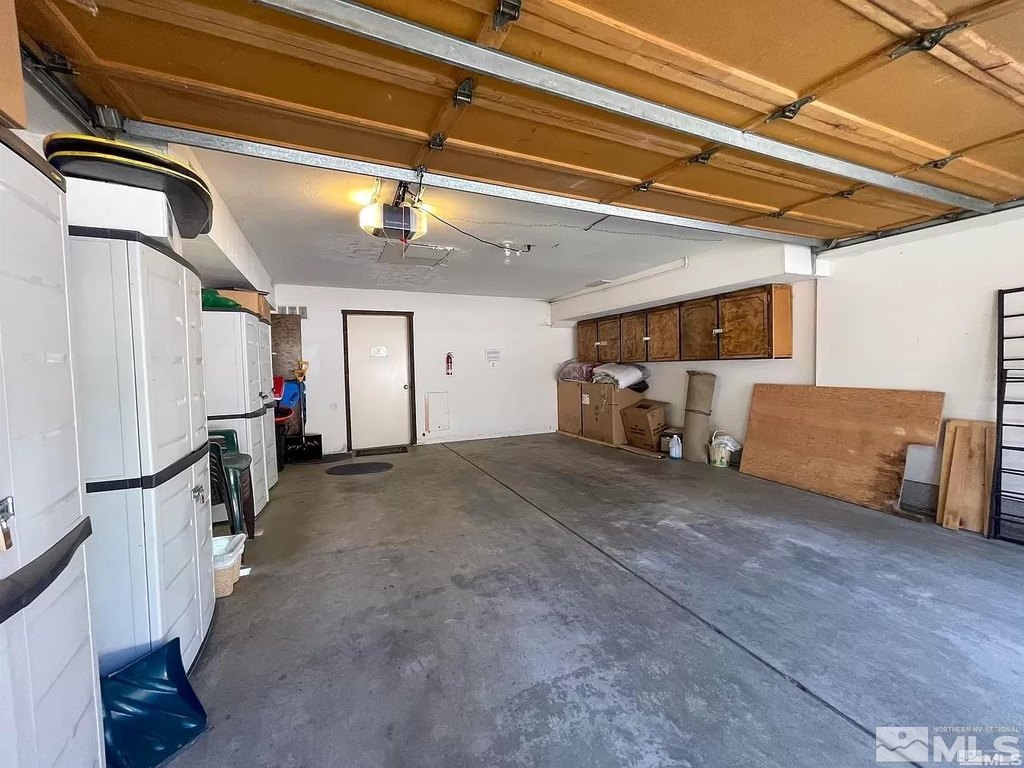 Stateline, Nevada, 89449, United States, 2 Bedrooms Bedrooms, ,2 BathroomsBathrooms,Residential,Forsale,1886499