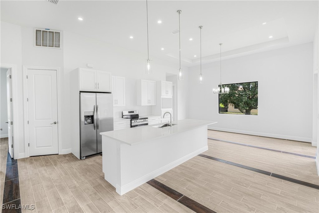 Cape Coral, Florida, 33993, United States, 3 Bedrooms Bedrooms, ,3 BathroomsBathrooms,Residential,Forsale,1995022