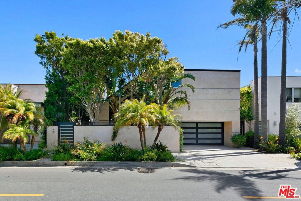 Malibu, California, 90265, United States, 3 Bedrooms Bedrooms, ,4 BathroomsBathrooms,Residential,Forsale,2009628