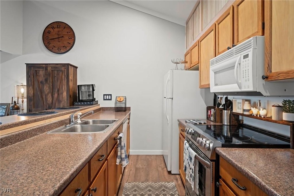 Incline Village, Nevada, 89451, United States, 1 Bedroom Bedrooms, ,1 BathroomBathrooms,Residential,Forsale,1920154