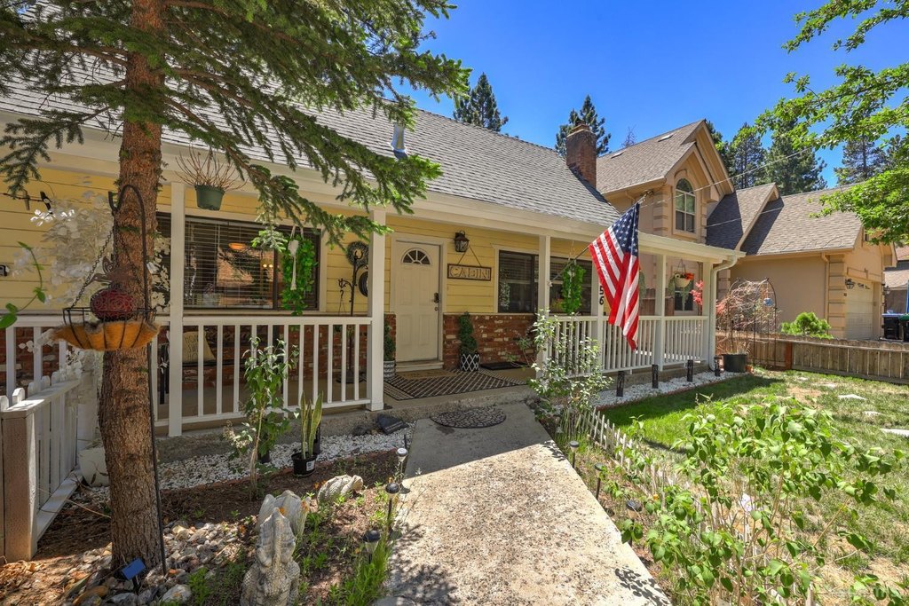 South Lake Tahoe, California, 96150, United States, 4 Bedrooms Bedrooms, ,3 BathroomsBathrooms,Residential,Forsale,1920147