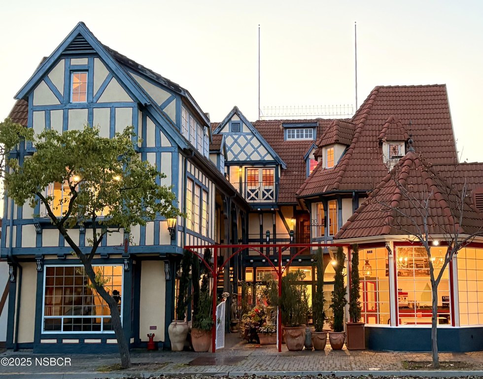 Solvang, California, 93463, United States, 4 Bedrooms Bedrooms, ,3.5 BathroomsBathrooms,Residential,Forsale,1889055