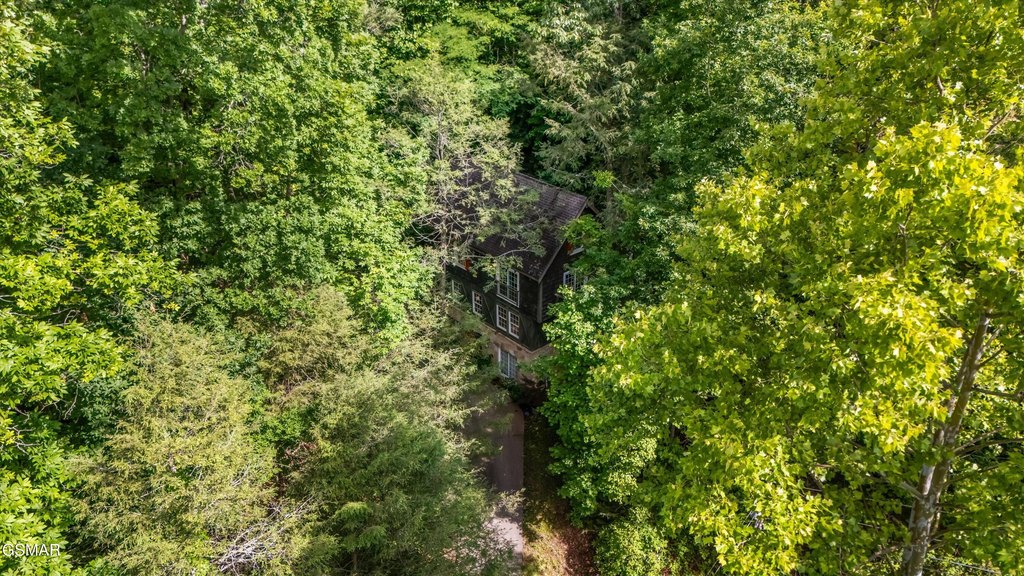 Gatlinburg, Tennessee, 37738, United States, 3 Bedrooms Bedrooms, ,2 BathroomsBathrooms,Residential,Forsale,1893798