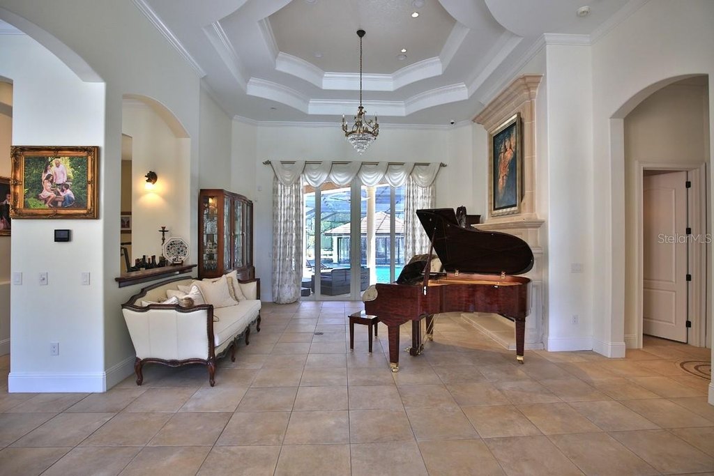 OCALA, Florida, 34480, United States, 4 Bedrooms Bedrooms, ,4 BathroomsBathrooms,Residential,Forsale,1886236