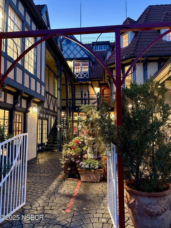 Solvang, California, 93463, United States, 4 Bedrooms Bedrooms, ,3.5 BathroomsBathrooms,Residential,Forsale,1889055