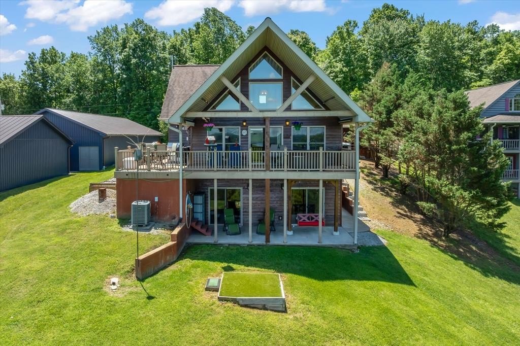 Byrdstown, Tennessee, 38549, United States, 3 Bedrooms Bedrooms, ,2.5 BathroomsBathrooms,Residential,Forsale,1886015