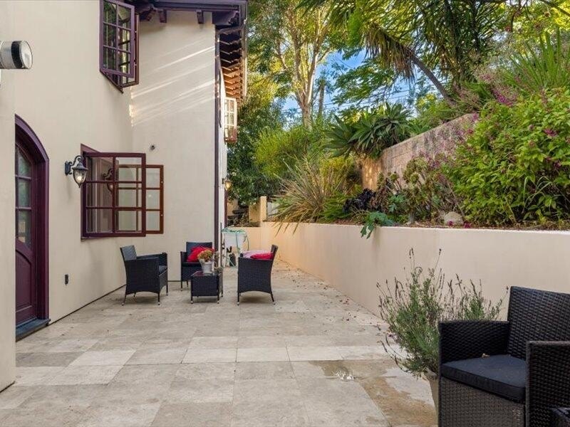 SANTA BARBARA, California, 93103, United States, 3 Bedrooms Bedrooms, ,3.5 BathroomsBathrooms,Residential,Forsale,1904936