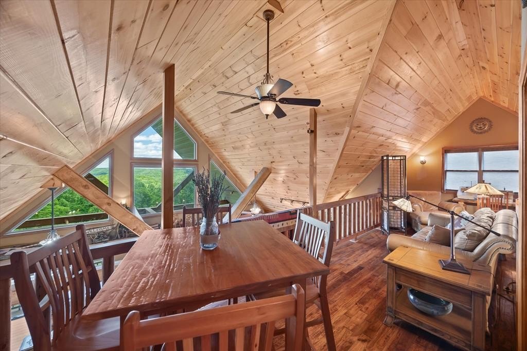 Byrdstown, Tennessee, 38549, United States, 3 Bedrooms Bedrooms, ,2.5 BathroomsBathrooms,Residential,Forsale,1886015