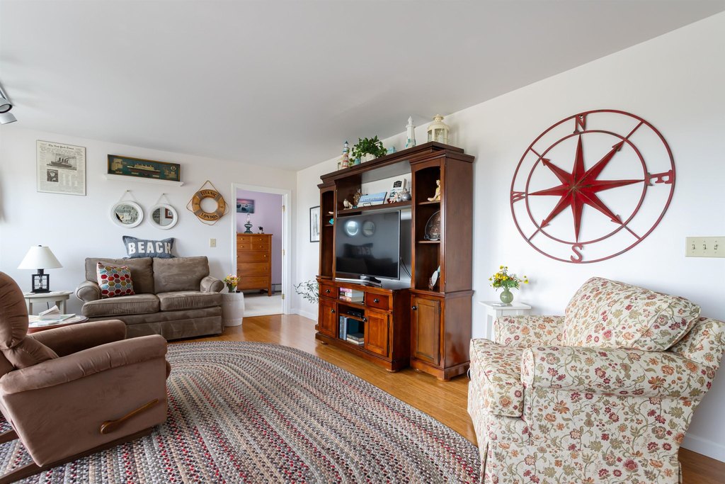 Hampton, New Hampshire, 03842, United States, 3 Bedrooms Bedrooms, ,2 BathroomsBathrooms,Residential,Forsale,1933934